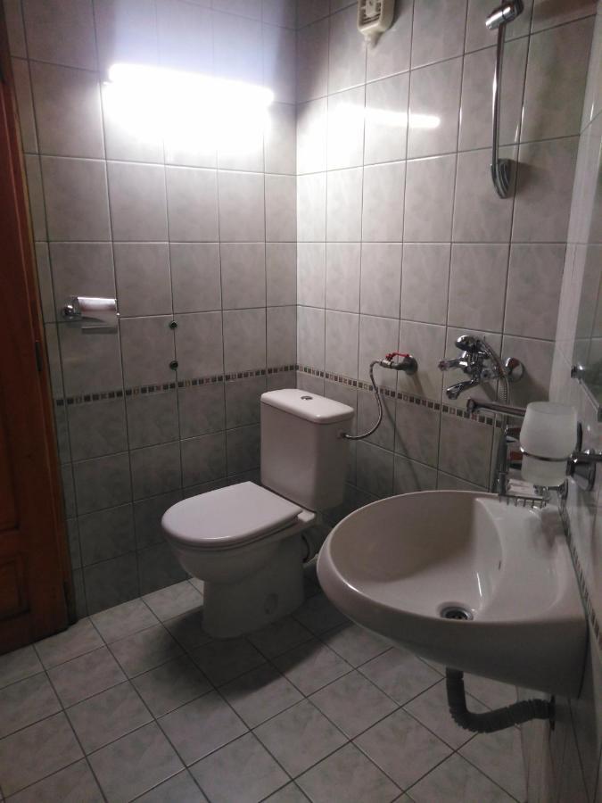 Вила Родопи Dospat Bagian luar foto