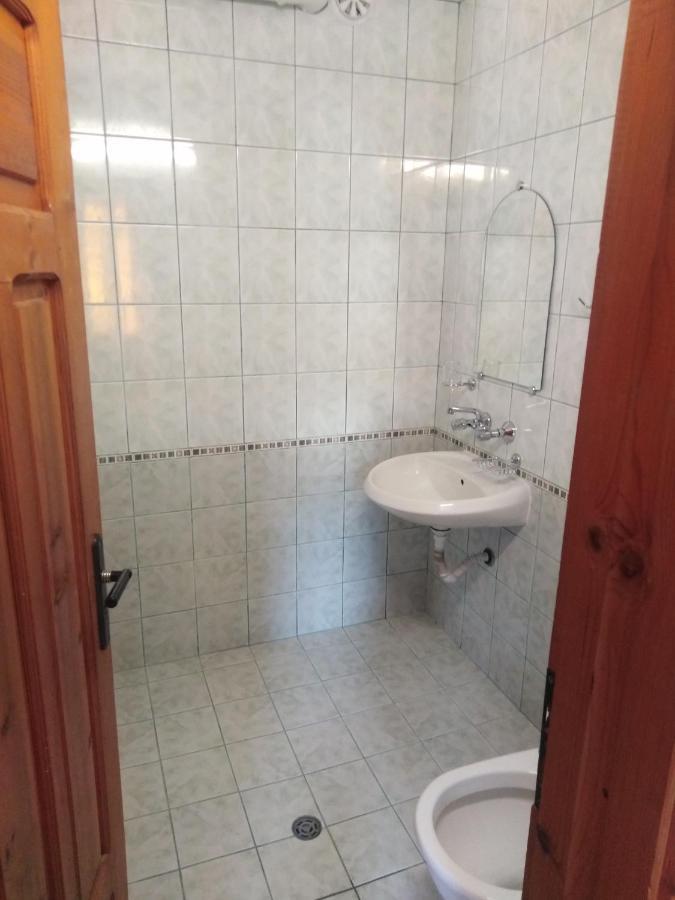 Вила Родопи Dospat Bagian luar foto